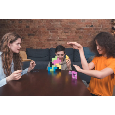Team3 Pink - Jeu de construction coopératif