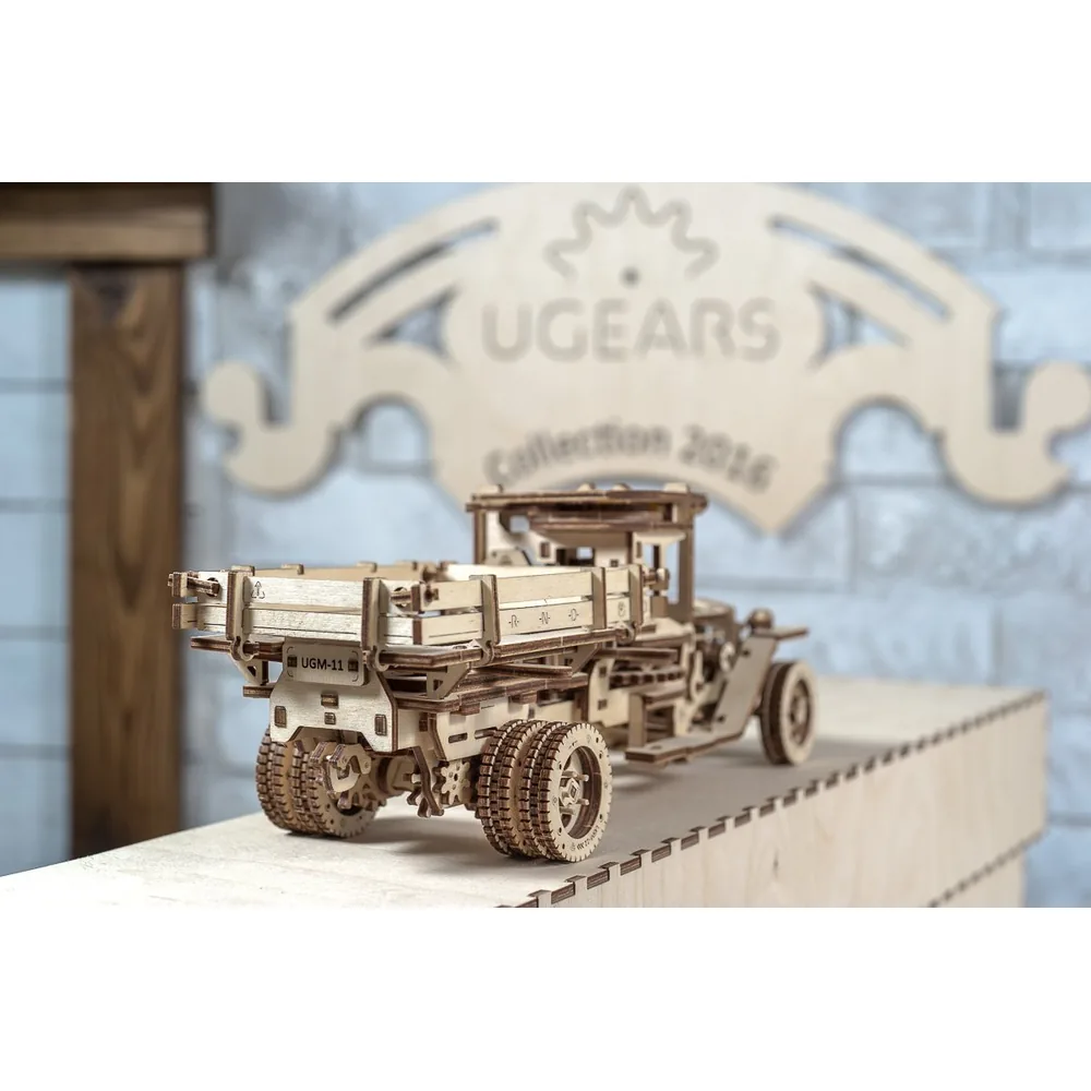 Truck UGM-11 Ugears - Puzzle Mécanique 3D en Bois