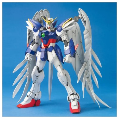 Gundam Wing Gundam Zero Custom MG 1/100 - Model Kit