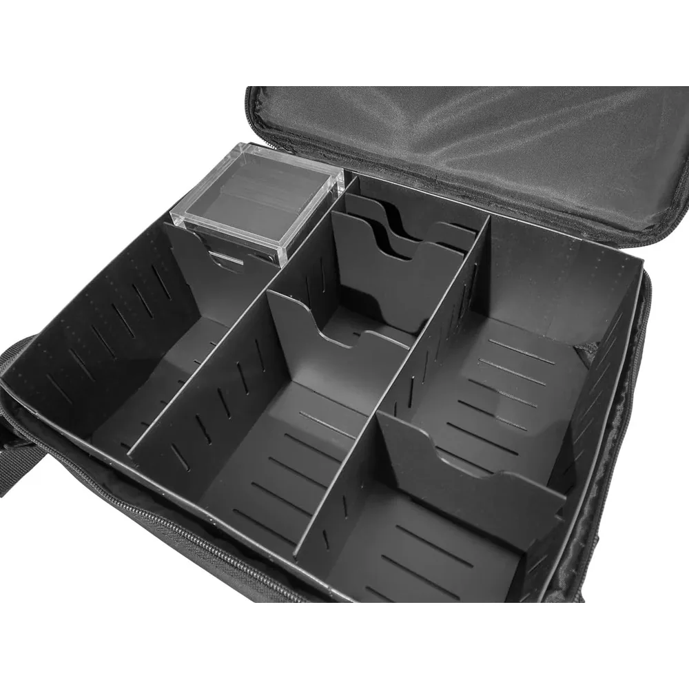 Ultra Pro - Deluxe Gaming Case à liseré noir